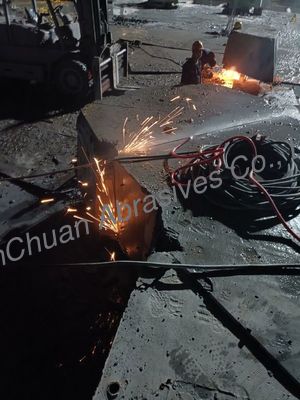 Gergaji Kawat Berlian yang Digunakan untuk Memotong Balok Beton dan Kolom